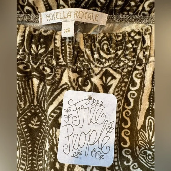 Free People Novella Royale Janis Bell Bottom Flare Velvet Pants NWT - Picture 3 of 10